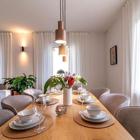 Stilvolles City-Apartment I Netflix I Wlan L Stellplatz I Zentral New Translation Exteriér fotografie