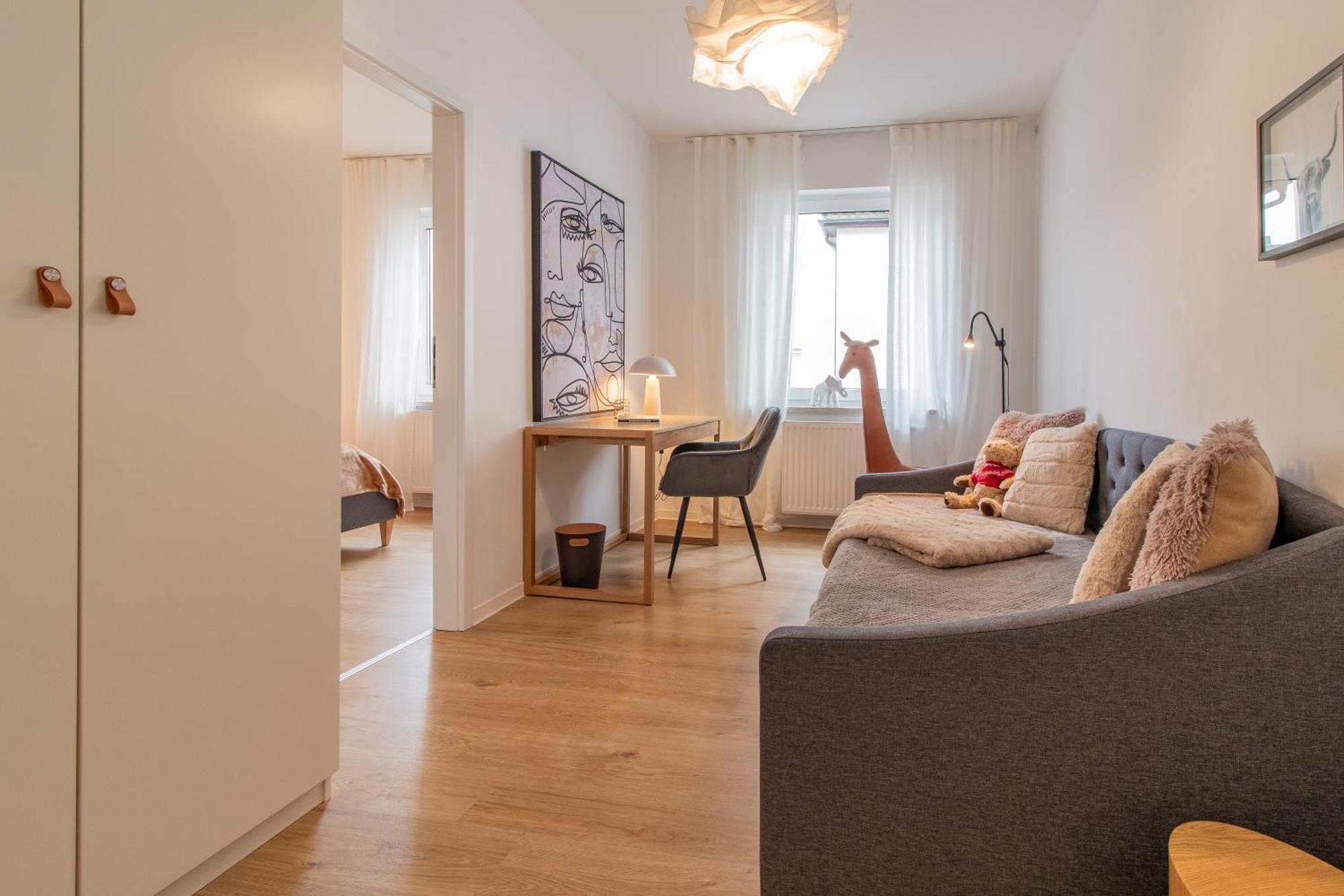 Stilvolles City-Apartment I Netflix I Wlan L Stellplatz I Zentral New Translation Exteriér fotografie