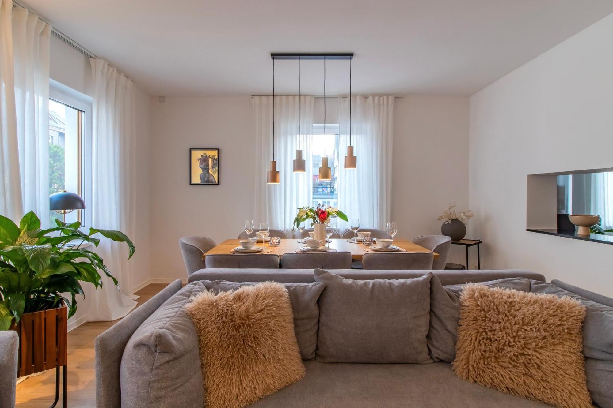 Stilvolles City-Apartment I Netflix I Wlan L Stellplatz I Zentral New Translation Exteriér fotografie