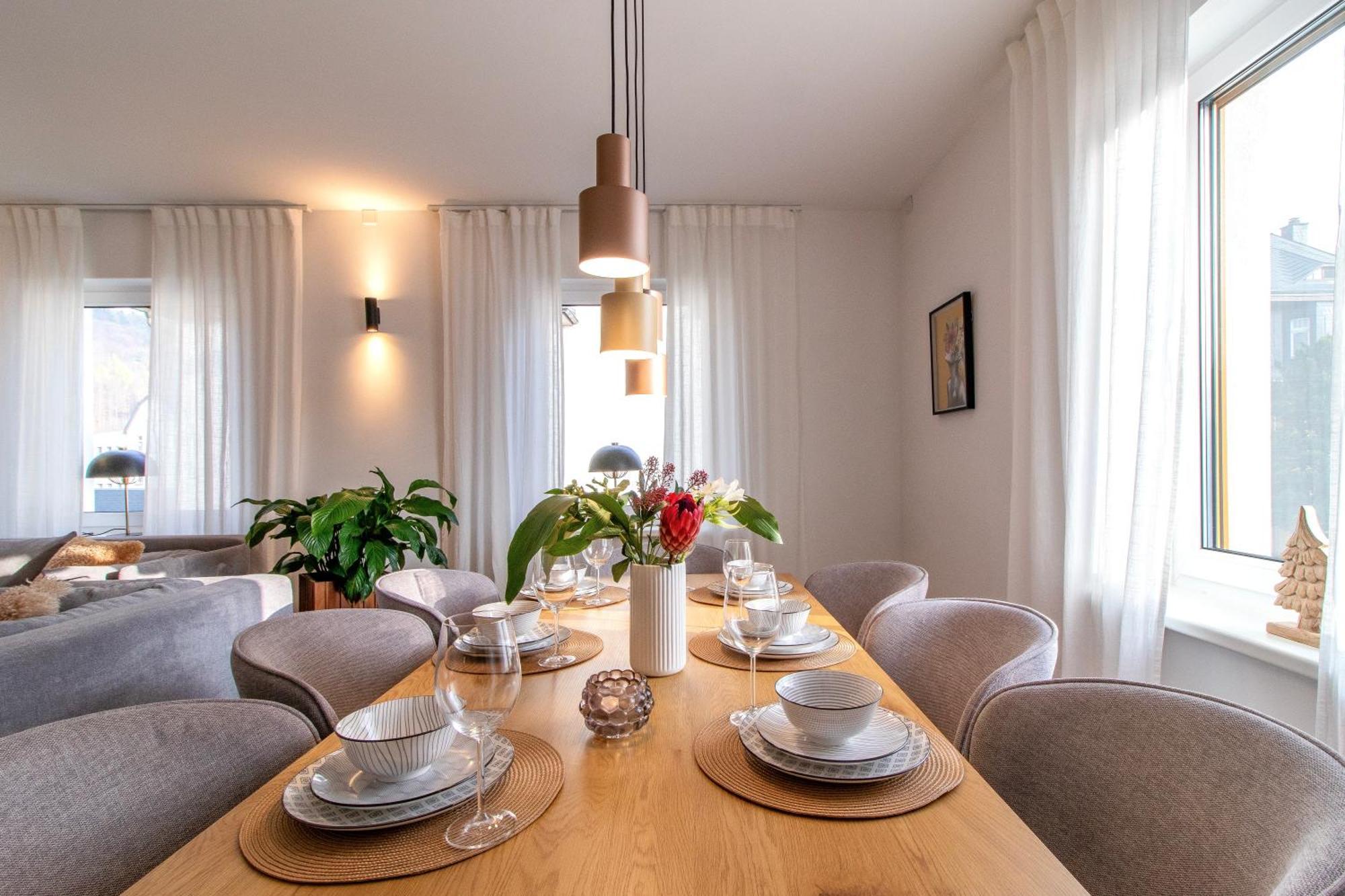 Stilvolles City-Apartment I Netflix I Wlan L Stellplatz I Zentral New Translation Exteriér fotografie